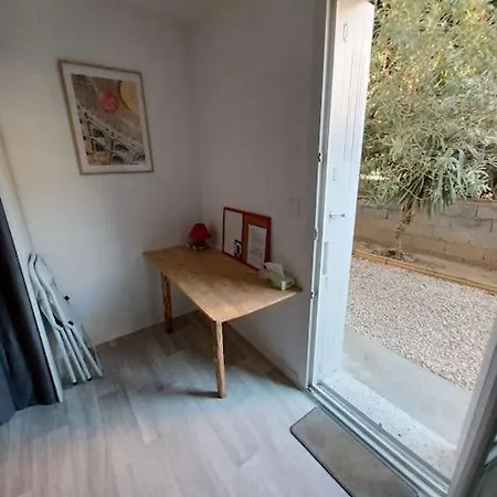 Appartement Neuf Confortable A 10 Min A Pied De La Gare