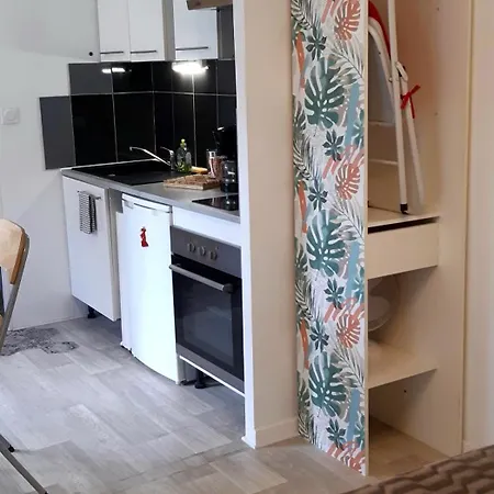 Studio Confortable Terrasse & Gare Et Centre 10 Min A Pied *